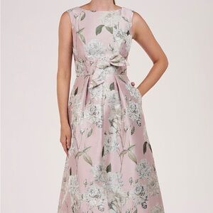 Kay Unger Mother of the Bride/ Groom formal evening dress. Size 14.